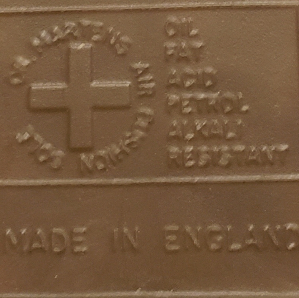 Doc Martens - Picture 10 of 11